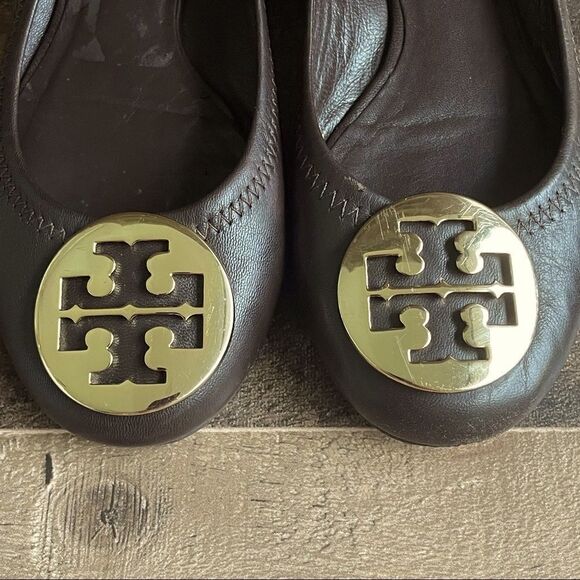 Tory Burch Mini Leather Travel Dark Brown and Gold Ballet Flats Size 5.5M - Picture 4 of 10